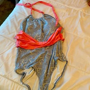 Beaufort bonnet women’s bathing suite XL